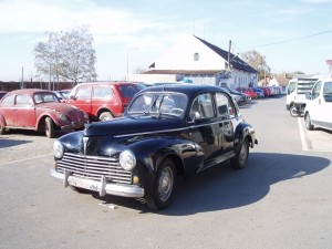 1-peugeot-203