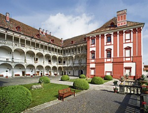 zamek opočno
