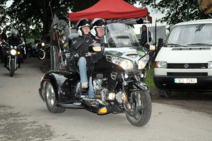 7_motosraz_brodak_cerveny_kostelec_052911